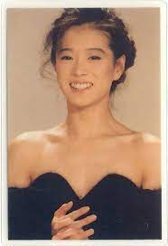 akina nakamori my favourite idol i love her beautiful voice and style beauty pretty people girl