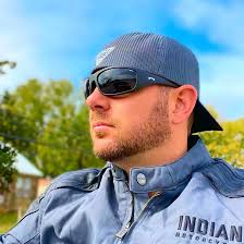 Throwback to Jerry Miculek's 2003 world record. 60 shots in just 17.12  seconds using 10 Model 64 revolvers. 😲