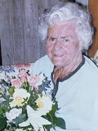 Elva Karolina Girard, 99