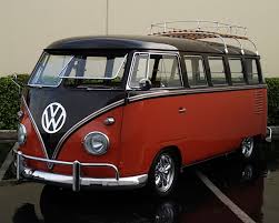 Volkswagon Bus 1961 This Was A Private School Bus In Blackwood Nj Mom Drove It For Years Volkswagen Bus Volkswagen Kombi Antiga