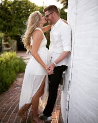 Her birth sign is taurus and her life path number is 3. Chelsea Freeman Freddie Freeman S Wife 5 Fast Facts You Need To Know Heavy Com