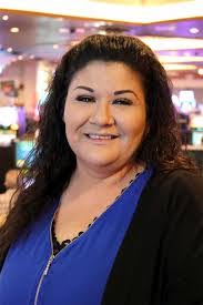 Shirley Mendoza's Instagram, Twitter & Facebook