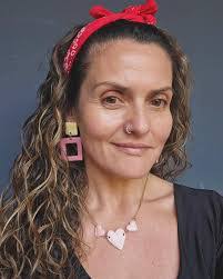 Jeanne Barrera's Instagram, Twitter & Facebook