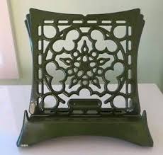 Le Creuset Green Cast Iron Recipe Book Stand Cook Shelf Holder Ebay Recipe Book Stand Book Stands Shelf Holders