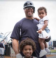 When seahawks quarterback russell wilson takes the field for a big game, chances are his wife ciara is at the stadium supporting her husband of four years. Russell Wilson Had A Cheering Section In His Kids On The Last Day Of Spring Training