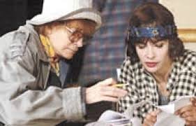 Un homme et une femme se découvrent entre deux étreintes, évoquent le sexe. Marie Trintignant 1962 2003 La Maumariee Le Devoir