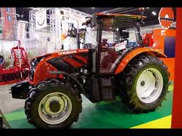Ursus C 380 Nowa Kabina Nowa Maska Na Agro Park Targi Rolnicze Lublin 2014 Youtube Motor perkins euro iiia, štvorvalec s turbodúchadlom. ursus c 380 nowa kabina nowa maska na agro park targi rolnicze lublin 2014