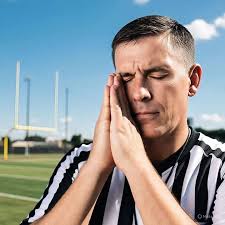 Cuando te sientas pndej0 piensa que la gente de la FAM tiene amistades en  el Universal y prefiere utilizarlas para hablar mal de la competencia que  para darle difusión a su propia