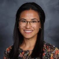 Kimiko Smith's Instagram, Twitter & Facebook