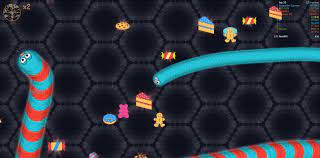 Wormate Io Is A Snake Based Io Game You Eat Junk Food To Gain More Weight And Length Games Free Online Games Cat Ear Headphones