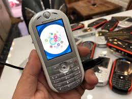 Địa Chỉ Bán Điện Thoại Motorola Rokr E2 ...