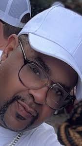 swyd and wish my husband a happy birthday 🎈🥳