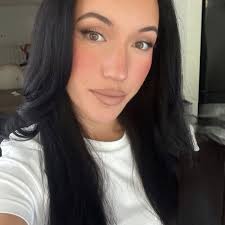 Anna Hussey (@annahussey) • Instagram photos and videos