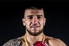 AJ McKee Jr. vs Sidney Outlaw at Bellator 301 17.11.23