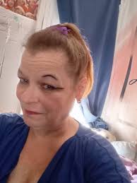 should i cut my straight hair shorter at 59?