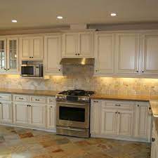 This antique white kitchen cabinet constitutes a very elegant proposition for all, who want to create a charming decor in their kitchen. Antique White Cabinets Houzz