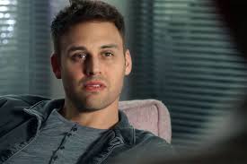 Watch a 9-1-1 preview clip of Ryan Guzman's Eddie in therapy