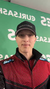 Passing the phone at the 2025 SaskTel Tankard and Viterra Prairie Pinnacle  📲