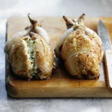Cailles Farcies Au Fromage Et Aux Herbes Recettes Recette Caille Farcie Recette Caille