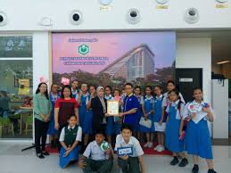 It is located close to the kota kinabalu international airport. Perpustakaan Negeri Sabah Cawangan Tanjung Aru Pusat Sumber Sekolah Sm St Michael Penampang Sabah