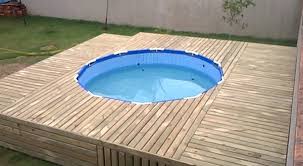 Des Idees Pour Amenager Sa Piscine Hors Sol Blog De Raviday