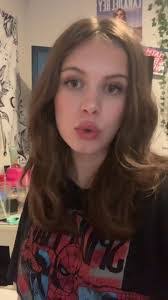 Monique Bergman's Instagram, Twitter & Facebook