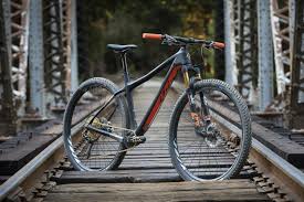 This test wasn't decided on price though, even if the bike with the best specification won. Ibis Exie Neue Cross Country Rakete Aus Kalifornien Mtb News De