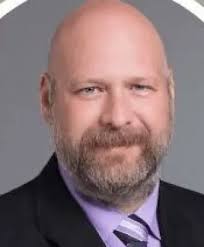 Lawrence Kennard's Instagram, Twitter & Facebook