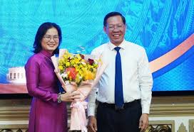 Chủ tịch TPHCM điều động, bổ nhiệm nhiều cán bộ chủ chốt