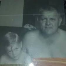 Linda Arner's Instagram, Twitter & Facebook