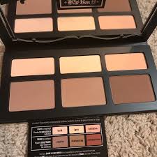 Kat Von D Shade Light Contour Palette Powder Based And My Last One Light Contouring Contour Palette Kat Von D Makeup