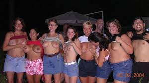 Alle heißesten swinger sexfilme, die sie jemals bei freieporno.com brauchen werden. Hot Tub Swinger Sex Wife Sex Pictures Pass
