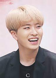 Choi young jae kan grubu: Datei Choi Youngjae In 2017 Png Wikipedia