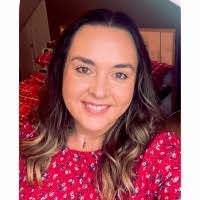 Gillian Munro's Instagram, Twitter & Facebook