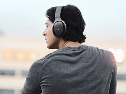 Pin By Header Love On Business In 2020 Active Noise Cancellation Noise Cancelling Headphones Noise Cancelling