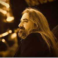 Volkan konak resmi facebook sayfasıdır. Volkan Konak Gelir Misin Benimle Sarki Sozleri