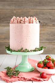 Subscribe to me to learn how to make simply adorable. Strawberry Cake With Mascarpone Buttercream Liv For Cake