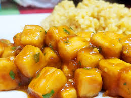 En los restaurantes saben prepararlo de mil maneras apetitosas, pero el tofu se elabora a partir de semillas de soja (las de color amarillo y tamaño mediano), agua y un coagulante que suele ser sulfato de calcio, cloruro de. Receta Vegana De Tofu A La Naranja Estilo Chino Recetas Veganas