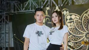 Sinopsis happy marriage happy marriage menceritakan tentang kisah seorang wanita kantoran yang bernama takanashi chiwa. Nella Kharisma Keeps Pregnancy Secret For 6 Months This Is The Reason