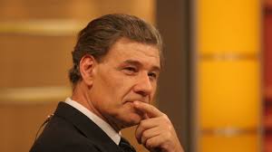 He is an actor, known for pájaros volando (2010), historias breves 4 (2004) and la argentina de tato (1999). Victor Hugo Morales Opino Sobre El Lanzamiento Del Libro De Cfk Cafe Prensa