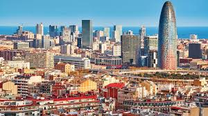 Primero, caminó por la rambla, la calle más famosa de barcelona, llena de gente, tiendas y restaurantes. Barcelona Ciudad Capital Y Mas Importante De Cataluna 350 Anys