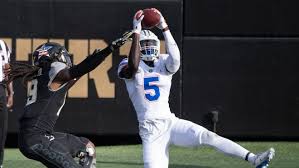 Sarah Fuller 4 Facts On The Vandy Football Kicker Soccer Goalie