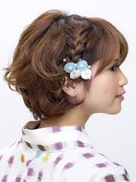 もうすぐ夏祭りだし 絶対モテる 浴衣ヘアスタイル 12選 ギャザリー 3ページ目 ショート ヘアアレンジ ショートヘア 編み込み 卒業式 髪型