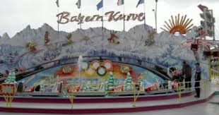 Dimanche 29 décembre 2019 à antipolo, aux philippines, le bras d'une nacelle d'un manège a cédé dans une fête foraine. Manege A Sensation Manege Foraine Fete