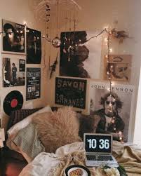 Smart Diy Dorm Room Decoration Ideas 21 Dorm Room Diy Retro Bedrooms Dorm Diy
