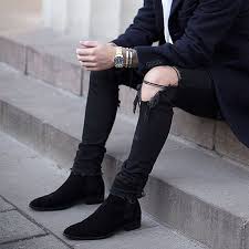 If you want to sport an eclectic. Pin By D A V I D I S A G U Y On Shoes Men Boots Outfit Men Black Chelsea Boots Outfit Chelsea Boots Outfit