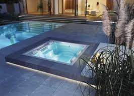 Versenkter Outdoor Whirlpool Typ Strato 2 3 In 2020 Whirlpool Garten Jacuzzi Garten Whirlpool Terrasse