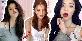 Harga setelan atasan dan bawahan yang digunakan yoo na bi untuk menghadiri pameran kesenian tersebut senilai rp 2,3 jutaan dan. 7 Fakta Tentang Han So Hee Pemeran The World Of The Married