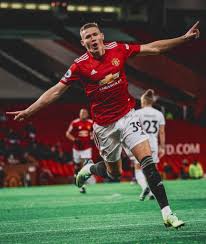 Currently, manchester united rank 12th, while leeds united hold 8th position. Player Report Card Manchester United 6 2 Leeds United