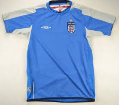England national team 2002 2004 away football shirt jersey long sleeve beckham. 2004 06 England Shirt M Boys Football Soccer International Teams Europe England Classic Shirts Com